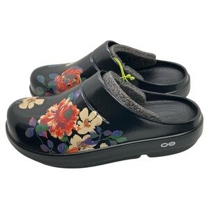 OOFOS Black Floral clogs 8